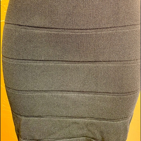 Reynah Black Cross Back Bodycon Dress - Picture 4 of 7